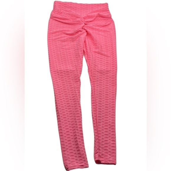 TIK Tok Leggings: Elevate Your Style with High Waist, Butt Lifting Yoga Pants - Picture 3 of 5